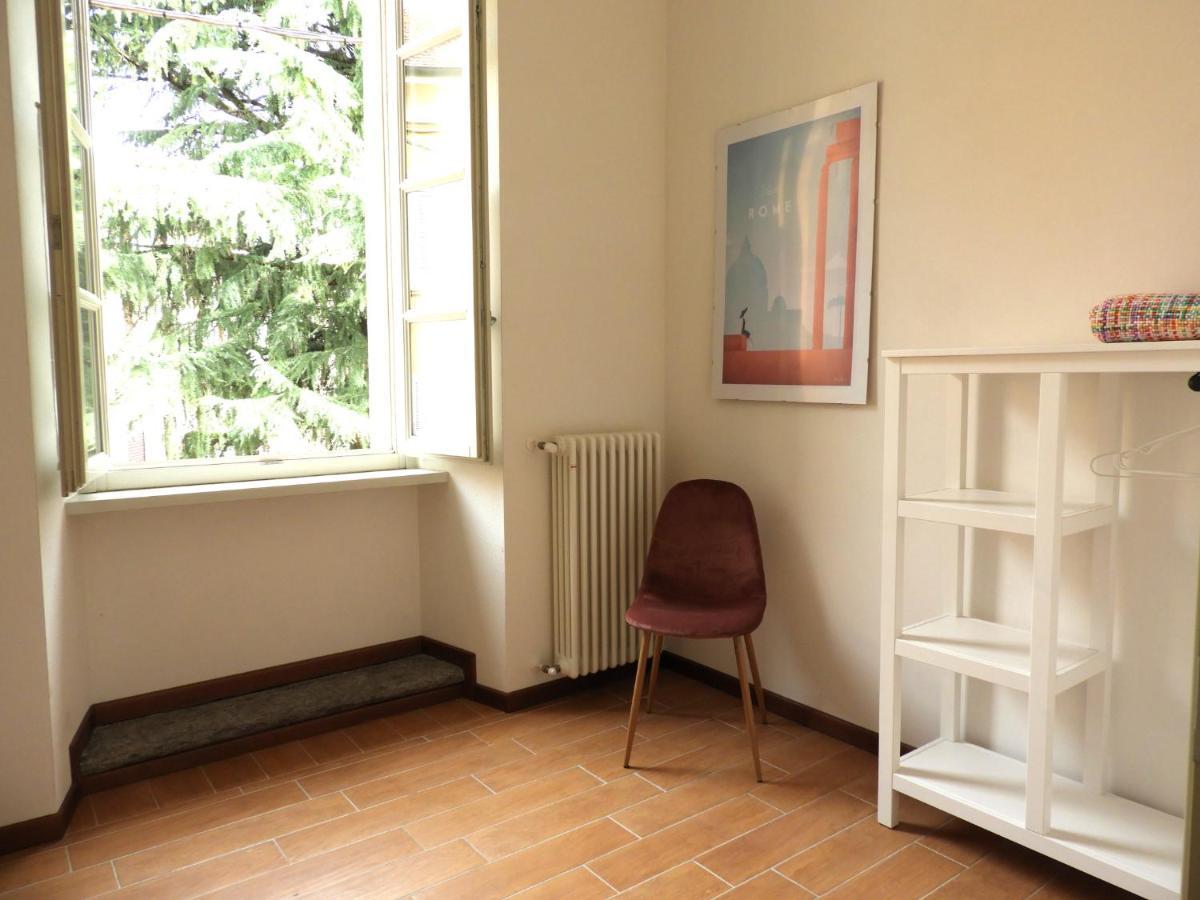 Villa Maghetti - Modernized Flat In Historic Palazzo In The Center Of 루이노 외부 사진
