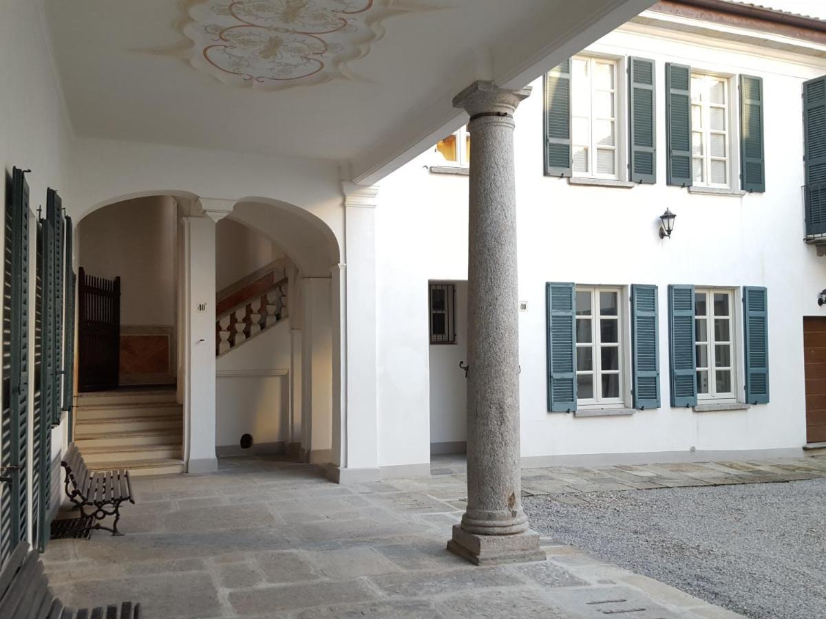 Villa Maghetti - Modernized Flat In Historic Palazzo In The Center Of 루이노 외부 사진